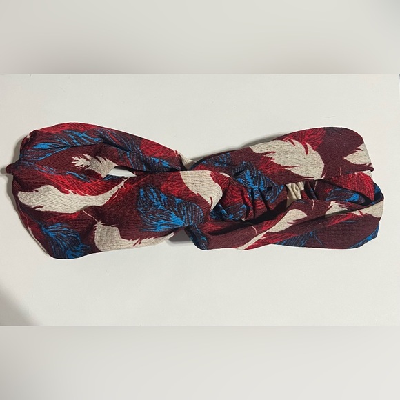 Red & Blue Feather Pattern Elastic Twist Front Headband - Picture 4 of 8